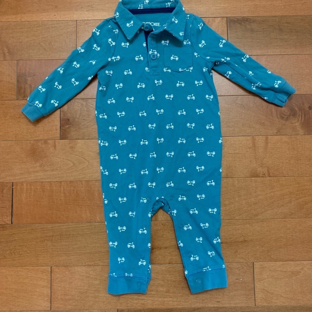 {6/$30} Cherokee collared one piece outfit